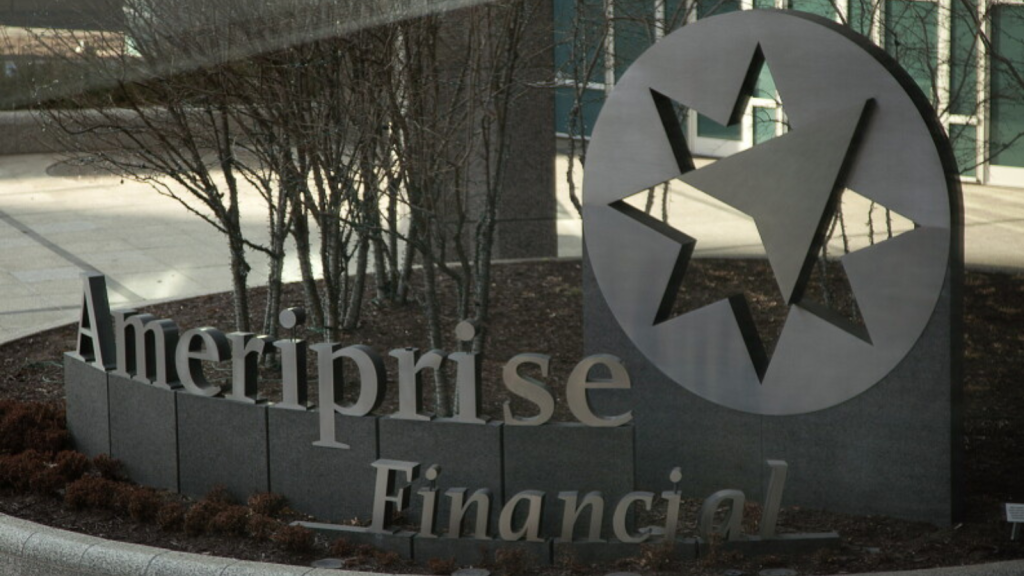 Ameriprise Financial Adds 3 FA Teams with $1.2B in AUM from RBC